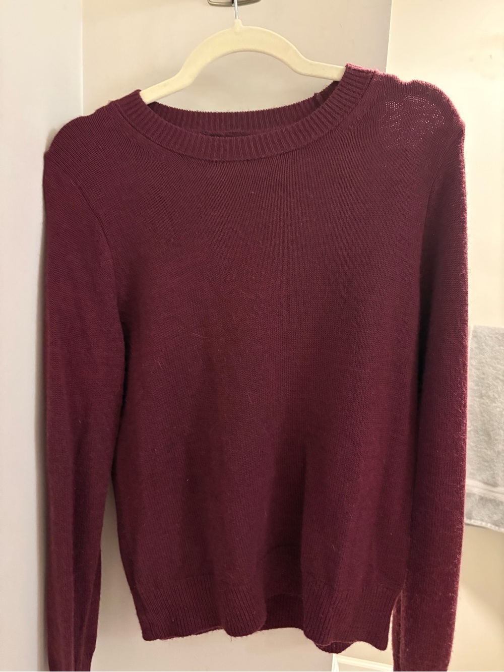 Banana Republic Burgundy Knit Sweater Small Soft Crewneck - Picture 2 of 3